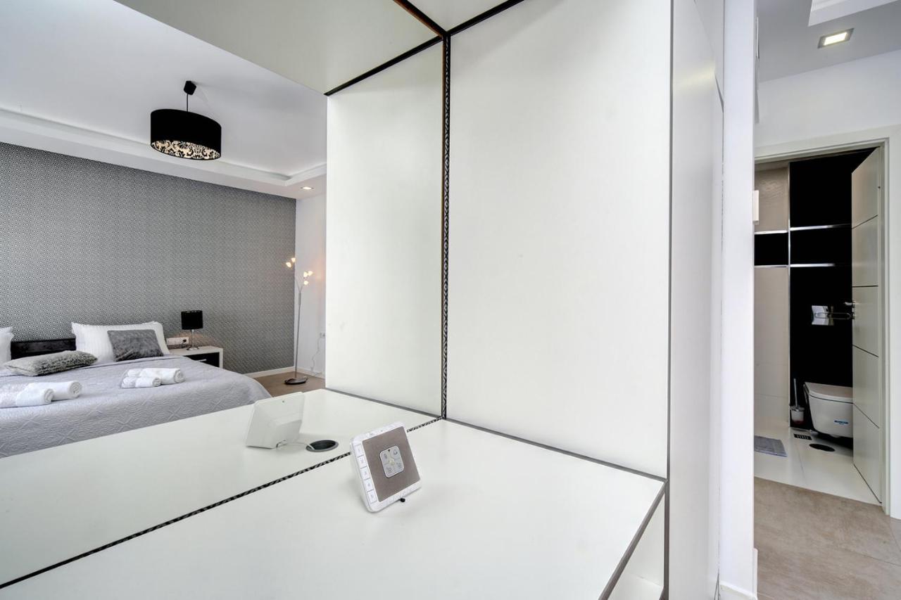 Westminster Puerto Banus Marina Apartment Marbella Luaran gambar