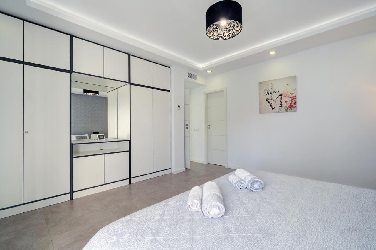 Westminster Puerto Banus Marina Apartment Marbella Luaran gambar